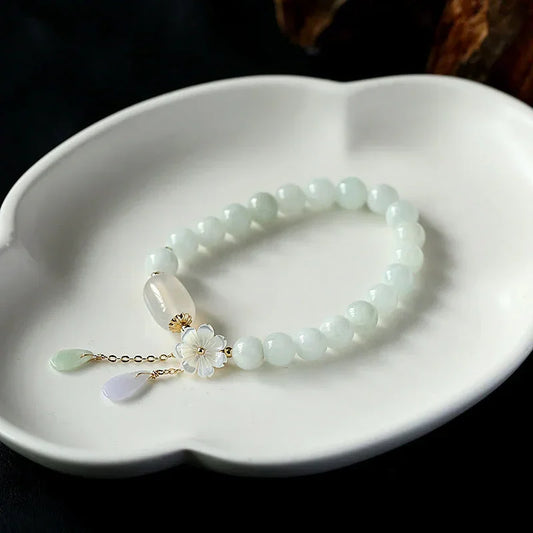 Natural jadeite bracelet for women – Natural White Jade Luck Bracelet shell flowers, fresh and artistic. - EastBless